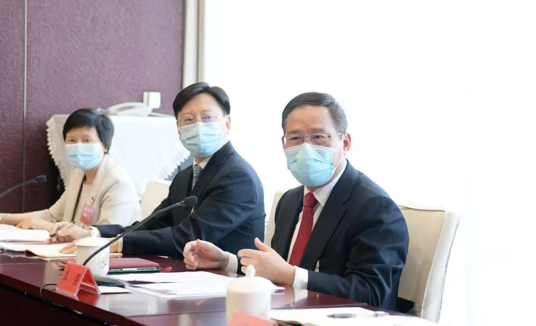 李強參加市級機(jī)關(guān)系統(tǒng)代表團(tuán)小組審議，詳釋市委報告主題