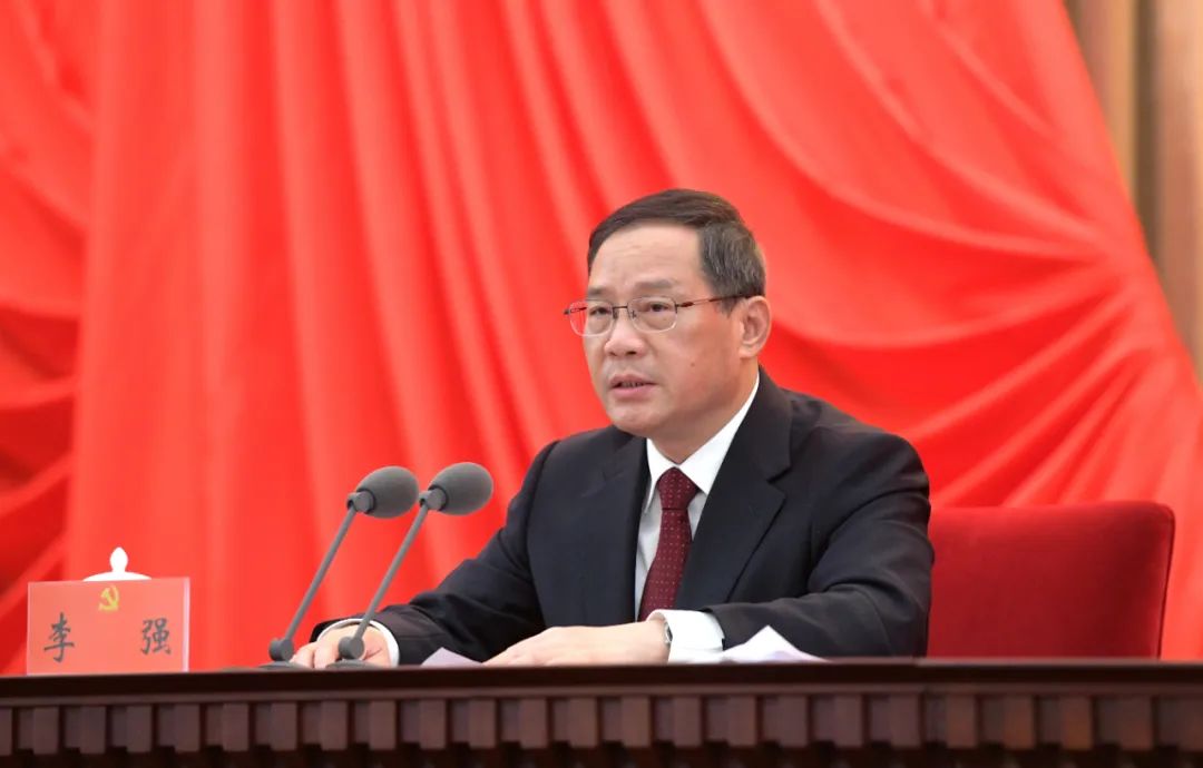 中國共產(chǎn)黨上海市第十二屆委員會(huì)第一次全體會(huì)議舉行.jpg